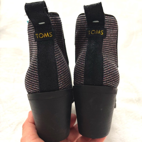 TOMS Everly Black Metallic Leather Cutout Heeled Ankle Bootie--NWT--6 - Picture 10 of 16